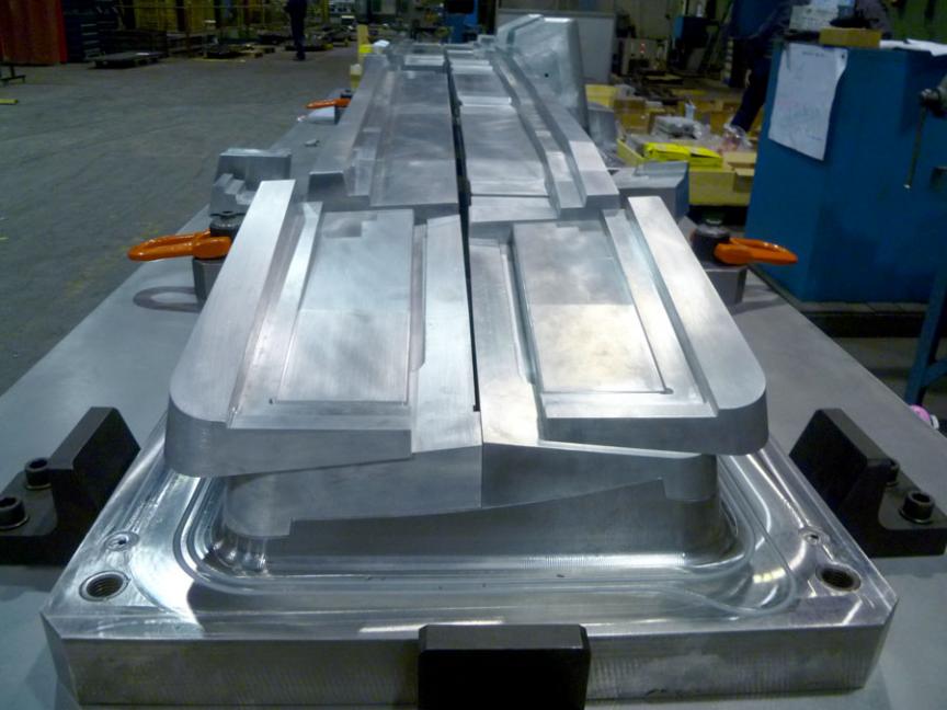 V900 A350 RTM BEAM CUT-OUT TOOLING